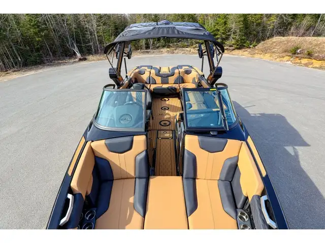 2024 Mastercraft XT 24 in Powerboats & Motorboats in Québec City - Image 33