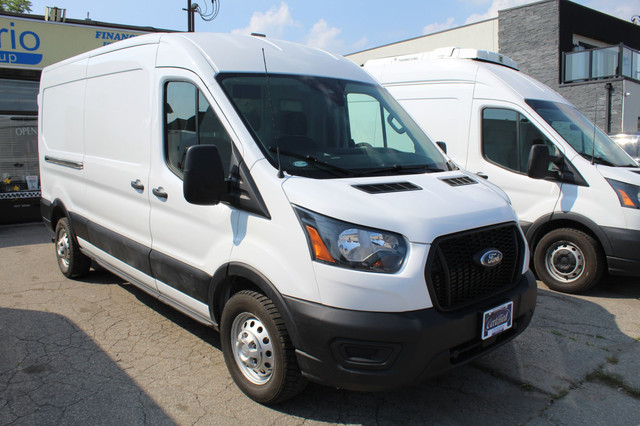 2022 Ford Transit 250 Van AWD Med. Roof w/Sliding Pass. 148-in.  in Cars & Trucks in Mississauga / Peel Region - Image 4