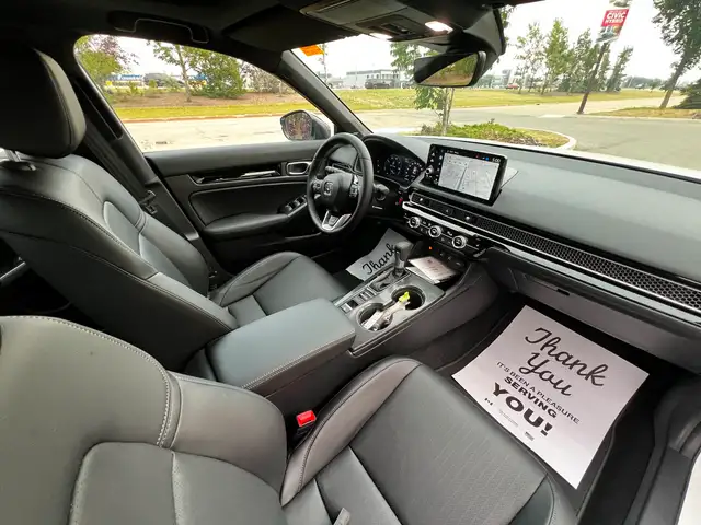 2025 Honda Civic Hybrid Sport Touring **POWER MOONROOF**AMAZI... dans Autos et camions dans Grande Prairie - Image 18
