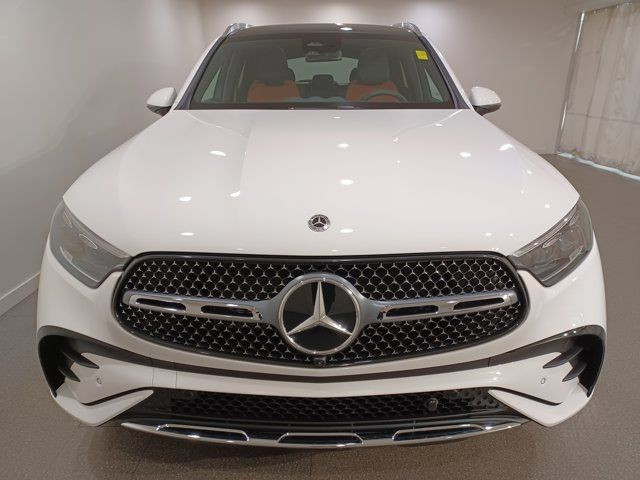 2025 Mercedes-Benz GLC GLC 300 in Cars & Trucks in Regina - Image 3