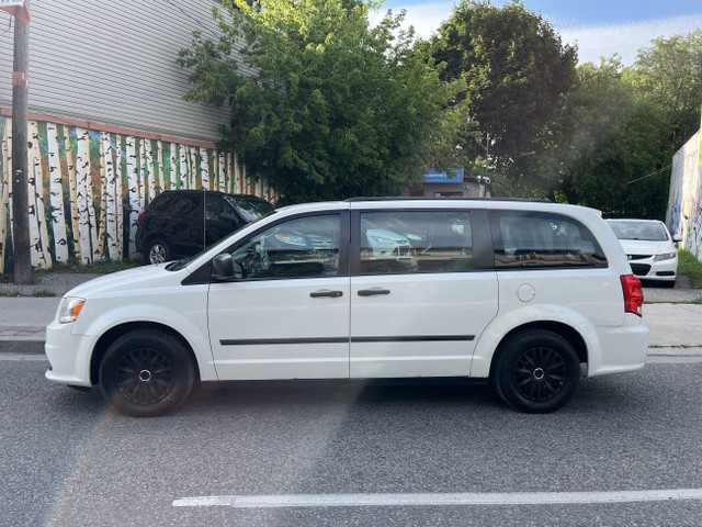 2012 DODGE GRAND CARAVAN SE / CERTIFIED  in Cars & Trucks in City of Toronto - Image 2