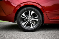 Low Mileage, Heated Seats, Automatic Emergency Braking, Android Auto, Apple CarPlay, Alloy Wheels! 6... (image 5)