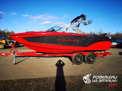 US-MBCPGPC7E121 Bateau en superbe condition! Vendu par le proprio donc hors taxes! Tour ZFT4, Toit b...