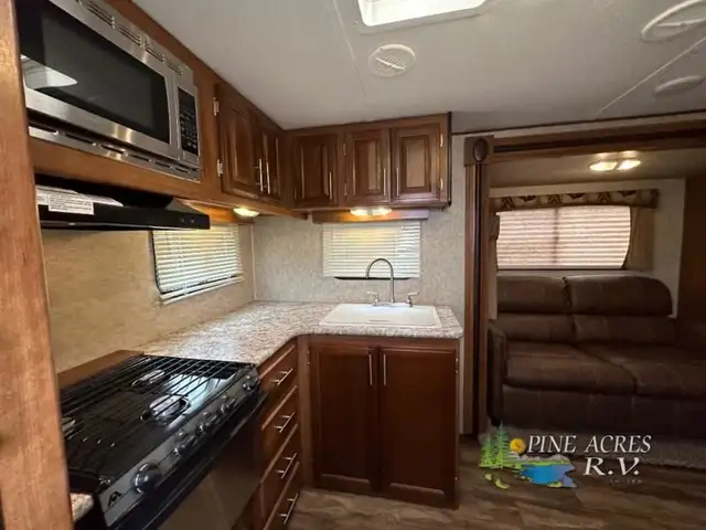 2016 Prime Time RV Tracer Air 253AIR in Travel Trailers & Campers in Truro - Image 21