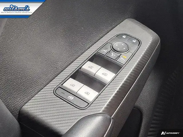 2024 Mitsubishi Outlander Plug-In Hybrid LE PHEV AWD | 7 Pass in Cars & Trucks in Guelph - Image 15