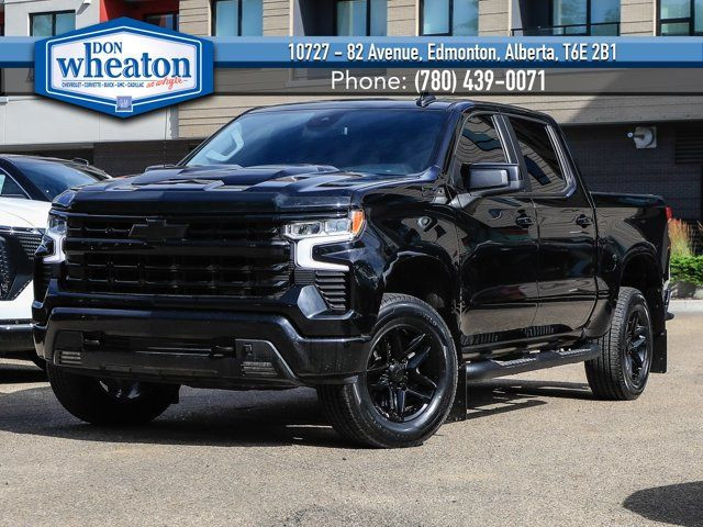 2022 Chevrolet Silverado Short BOX Crew CAB 1500 4WD LT Trail in Cars & Trucks in Edmonton