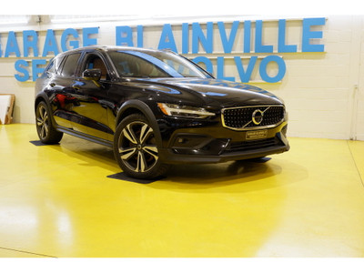  2020 Volvo V60 Cross Country -- RÉSERVÉ --