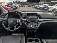 This Honda Odyssey boasts a Regular Unleaded V-6 3.5 L/212 engine powering this Automatic transmissi... (image 9)