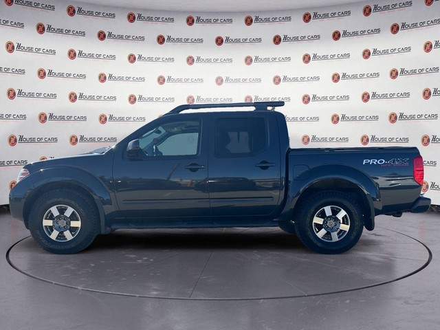 2010 Nissan Frontier 4WD Crew Cab SWB Auto PRO-4X in Cars & Trucks in Calgary - Image 2