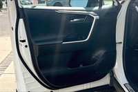 FINANCE OR LEASE PURCHASE PRICE: $33,900 + HST + Finance/Lease Fee + Licensing CASH PRICE: $35,900 +... (image 7)