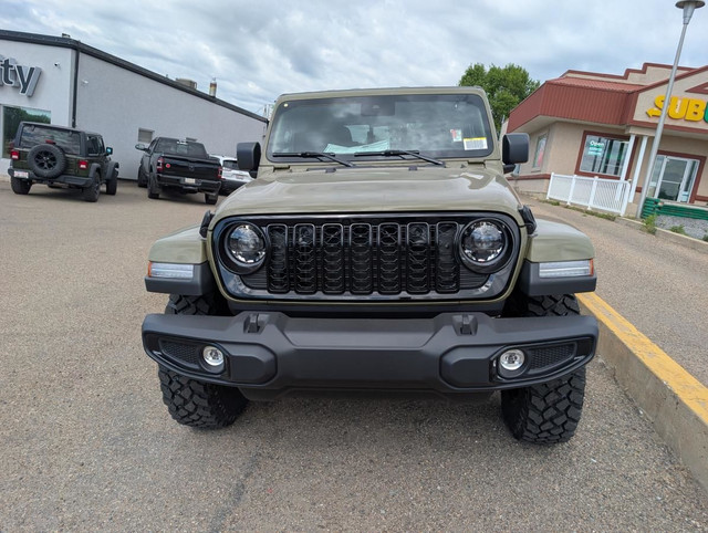 2025 Jeep Gladiator Willys 4x4 for sale in Cars & Trucks in Medicine Hat - Image 2