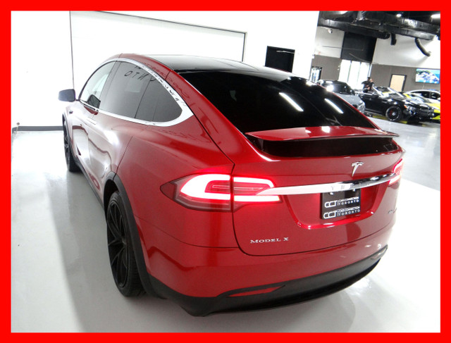 2017 Tesla Model X 75D AWD *7 PASSENGER/NAVI/BACKUP CAM/PANO ROO in Cars & Trucks in City of Toronto - Image 4