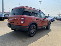 CLEAN CARFAX ONE OWNER, Heated Front Seats, Back up Camera, NAVIGATION, Leather Wrapped Steering Whe... (image 4)