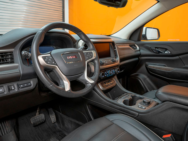 2022 GMC Acadia DENALI AWD *TOIT* NAV CUIR SIÈGES VENT HUD BOSE in Cars & Trucks in Laurentides - Image 2