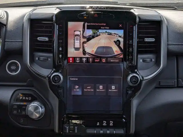 2025 Ram 1500 Sport - 3.92 Rear Axle - Anti Spin Rear Diff dans Autos et camions dans Calgary - Image 22