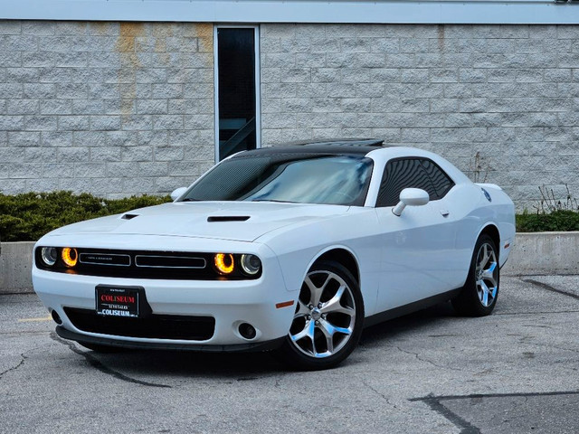 2015 Dodge Challenger SXT PLUS LEATHER-ROOF-NAVI-CAMERA-CERTIFIE in Cars & Trucks in City of Toronto