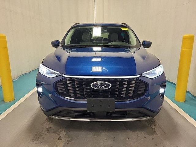 2023 Ford Escape Platinum in Cars & Trucks in Edmonton - Image 3