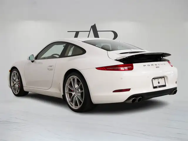 2012 Porsche 911 CARRERA S | COUPE | BOSE | SUNROOF | 20\" RIM in Cars & Trucks in Mississauga / Peel Region - Image 6