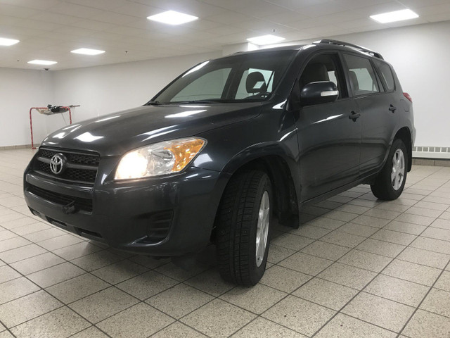 2011 Toyota RAV4 in Cars & Trucks in Calgary - Image 2