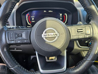 2021.5 Nissan Rogue AWD Platinum with only 69,000kms. Leather, Navi, Panoramic Sunroof, Alloys, etc.... (image 9)
