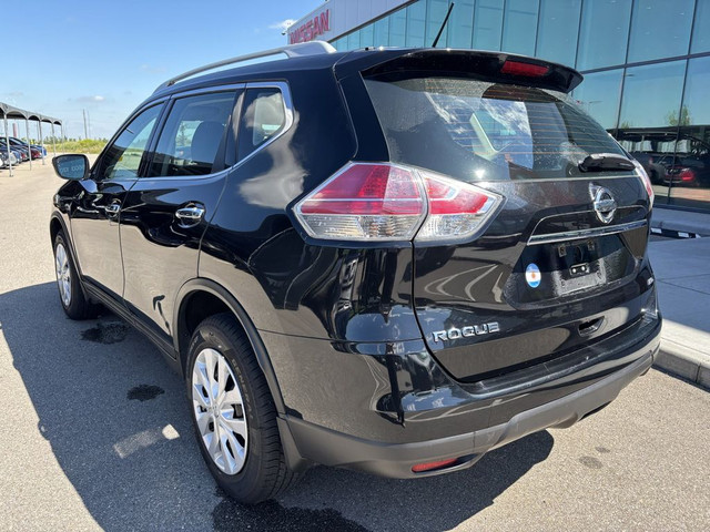2016 Nissan Rogue S AWD | Remote Start in Cars & Trucks in Calgary - Image 4
