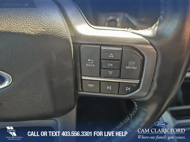2023 Ford F-350 Lariat CLEAN ONE OWNER CARFAX, 8FT BOX, MOONR... in Cars & Trucks in Red Deer - Image 17