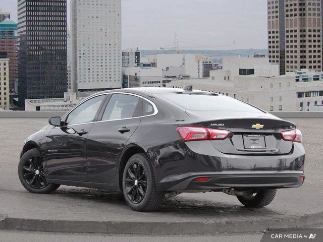2022 Chevrolet Malibu LT in Cars & Trucks in Calgary - Image 4