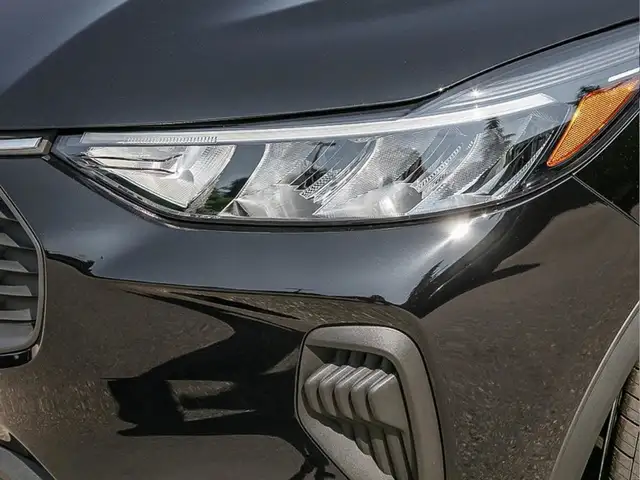 2025 Ford Escape Active 200A | Active Premium Tech Pack | Tech P in Cars & Trucks in Winnipeg - Image 10