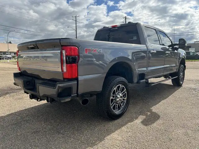 2023 Ford Super Duty F-350 SRW Limited CrewCab 160 | MoonRoof dans Autos et camions dans Ville d’Edmonton - Image 27