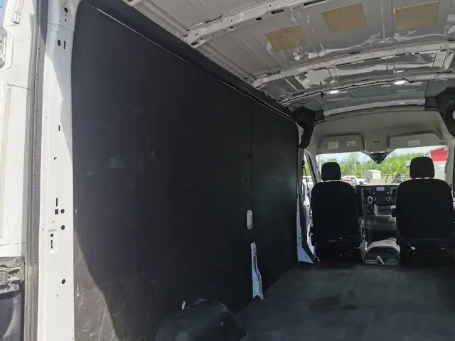 2021 Ford Transit 250 in Cars & Trucks in Belleville - Image 22