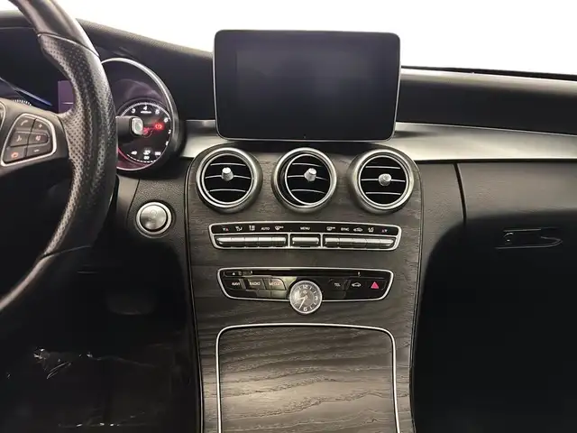 2016 Mercedes-Benz C-Class C 300 4matic Toit pano Cuir Camera Cr in Cars & Trucks in Laval / North Shore - Image 16