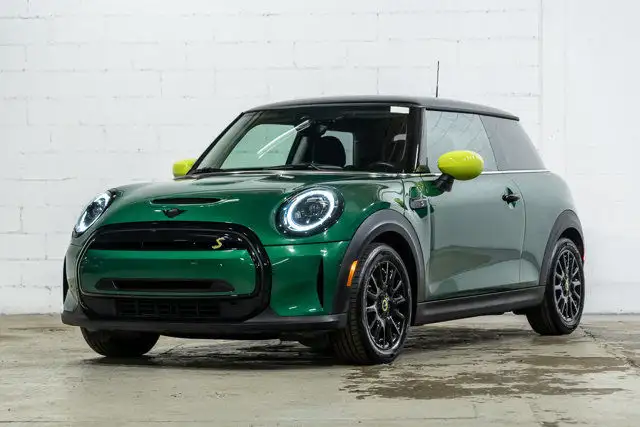 2022 MINI 3 Door Cooper SE 3 Door 100% électrique | Esprit in Cars & Trucks in City of Montréal - Image 4