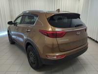 Our great looking 2018 Kia Sportage EX AWD is a stand-out in Burnished Copper! Powered by a 2.4 Litr... (image 5)