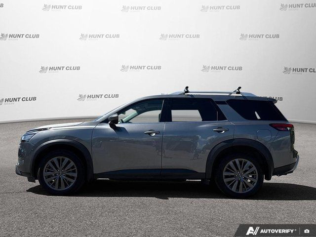 2022 Nissan Pathfinder SL in Cars & Trucks in Ottawa - Image 3