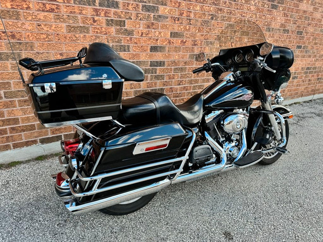  2010 Harley-Davidson Electra Glide Classic **VANCE & HINES PIPE in Touring in Markham / York Region - Image 3