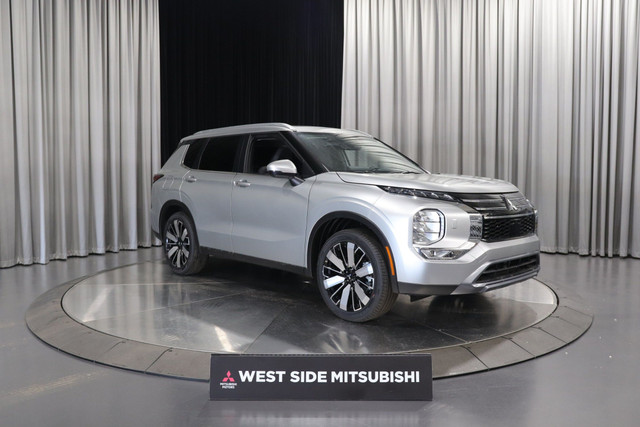 2025 Mitsubishi Outlander SEL in Cars & Trucks in Edmonton