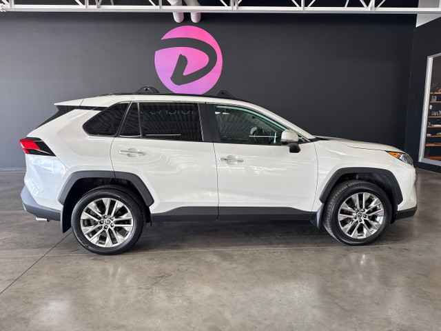 2021 Toyota RAV4 Limited BLANC AWD TOIT OUVRANT SIÈGES EN CUIR 1 dans Autos et camions  à Saint-Jean-sur-Richelieu