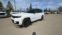 This 2025 JEEP GRAND CHEROKEE L SUMMIT 4X4 has the following options Palermo Leather Seats, Dual-Pan... (image 6)