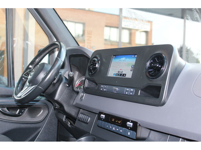 2020 Mercedes-Benz Sprinter Cargo Van 144\" - \"HIGH ROOF\" - \" in Cars & Trucks in City of Toronto - Image 4