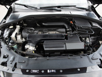 2.5L 4-Cylinder, Heated Leather Seats, Sunroof, Blind-Spot Monitoring, Push Button Start, and so muc... (image 7)
