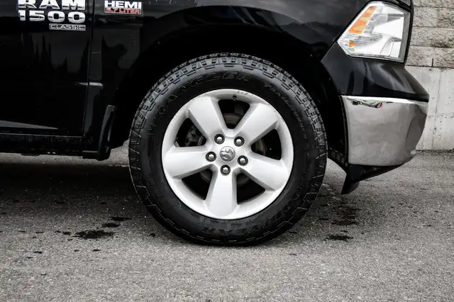 2021 Ram 1500 Classic SLT • BEDLINER • REAR CAM in Cars & Trucks in Kingston - Image 7
