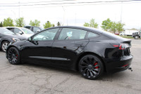 Dual Motor AWD DON'T PAY EXTRA FOR SAFETY CERTIFICATION Elevate Your Drive With This 2022 Tesla Mode... (image 4)