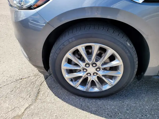 2019 Buick Enclave Premium dans Autos et camions dans Peterborough - Image 11