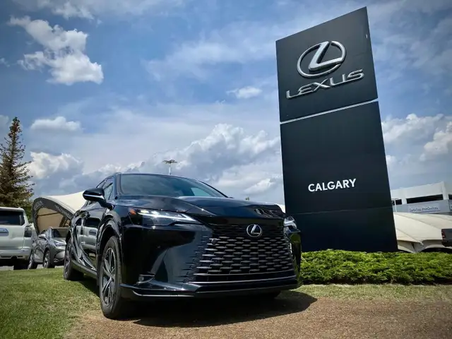 2023 Lexus RX 350 in Cars & Trucks in Calgary - Image 8