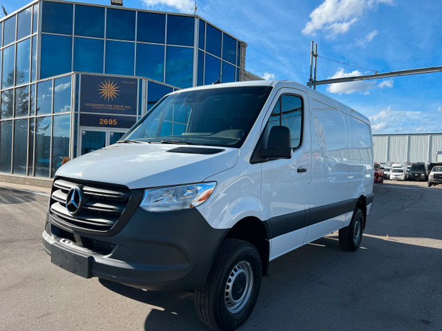 2022 Mercedes-Benz Sprinter Van Mercedes Benz- SPRINTER 2500- Lo in Cars & Trucks in Oakville / Halton Region