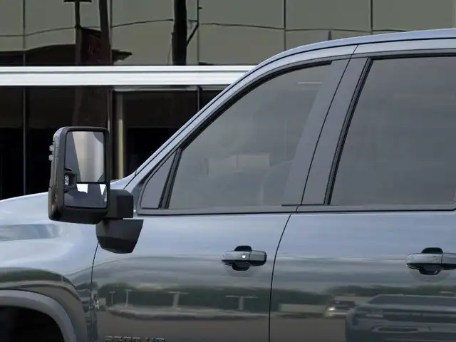 2025 Chevrolet Silverado 2500HD LT in Cars & Trucks in Oakville / Halton Region - Image 16