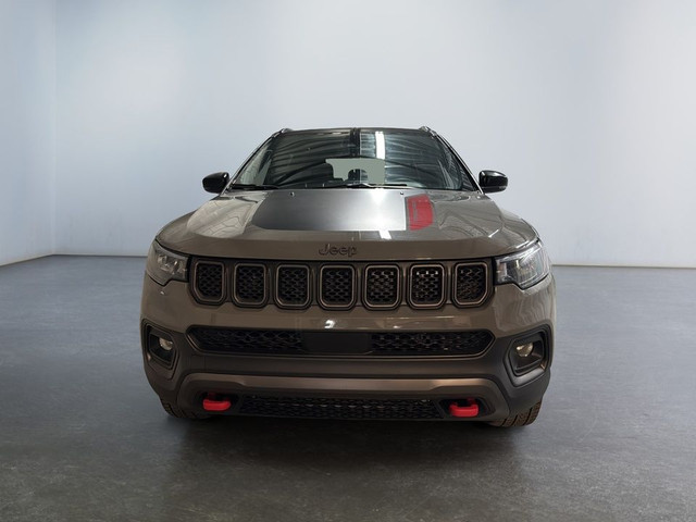 2023 Jeep Compass TRAILHAWK VOLANT/SIEGES CHAUFFANTS TOIT PANO N in Cars & Trucks in Laval / North Shore - Image 2