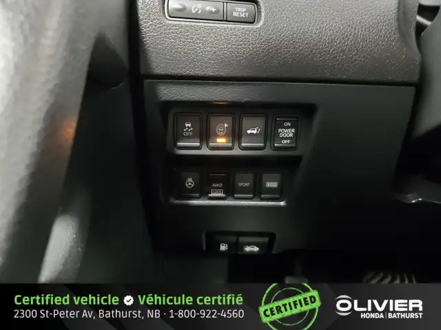 2017 Nissan Rogue SV AWD Navigation Toit Ouvrant Panoramique in Cars & Trucks in Bathurst - Image 16