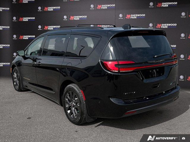 2024 Chrysler Pacifica Hybrid Road Tripper | HEATED SEATS in Cars & Trucks in Strathcona County - Image 4
