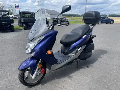 Yamaha SMAX 2015 Seulement 14 239 kms Financement ultra rapide!!! Moteur 155cc 4 temps, refroidi par...